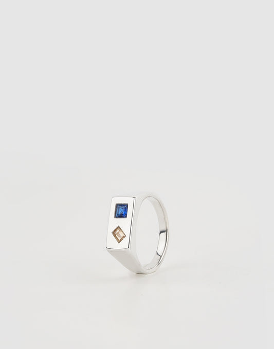 Kelly Signet ring (blue smokey crystal)