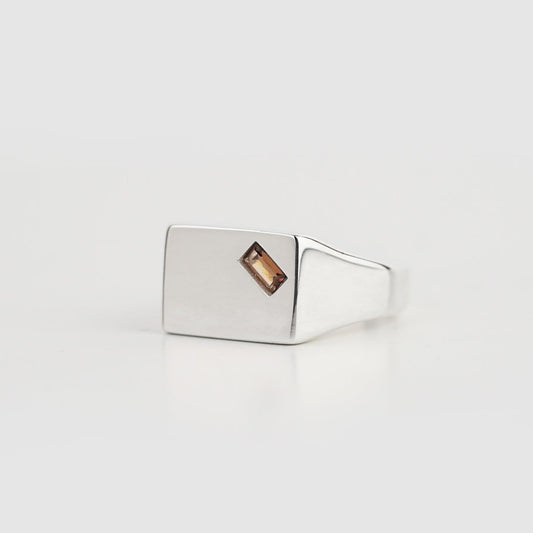 Bruno Signet Ring (brown crystal)