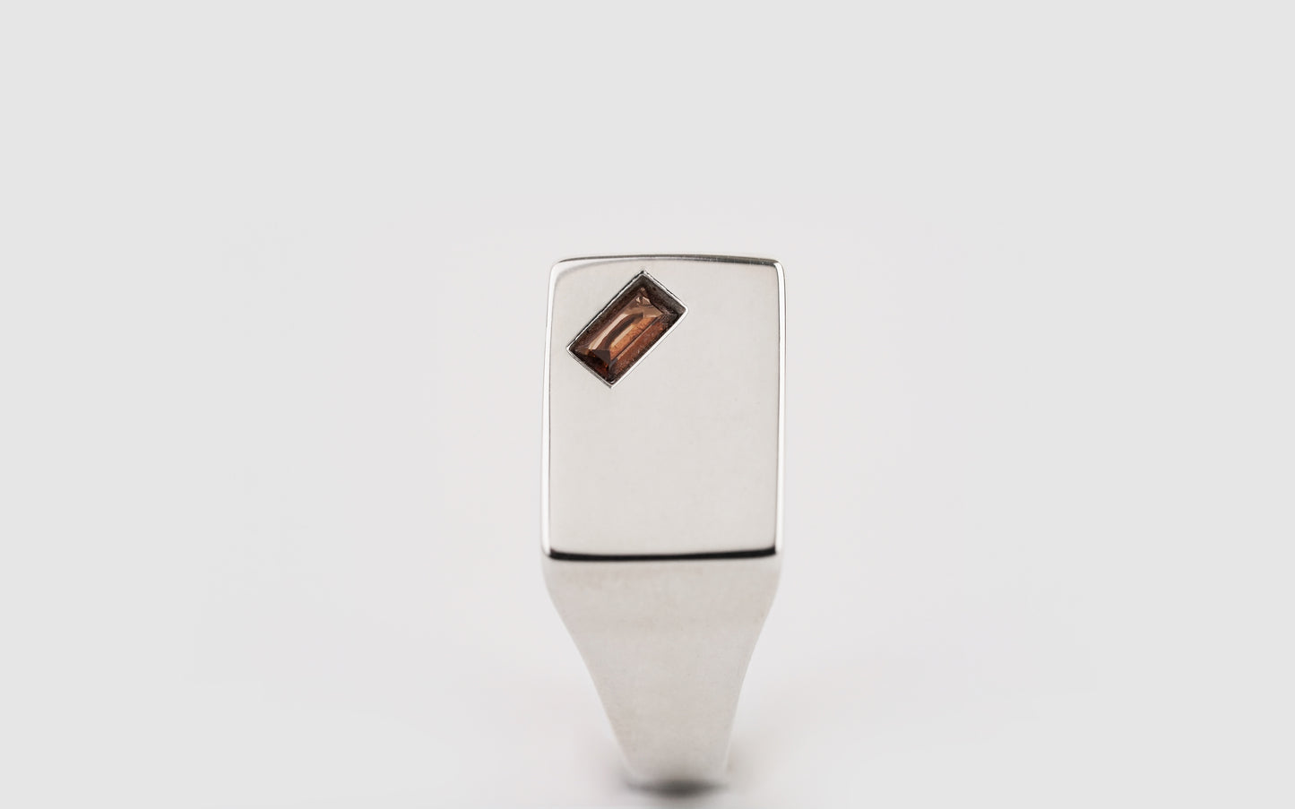 Bruno Signet Ring (brown crystal)
