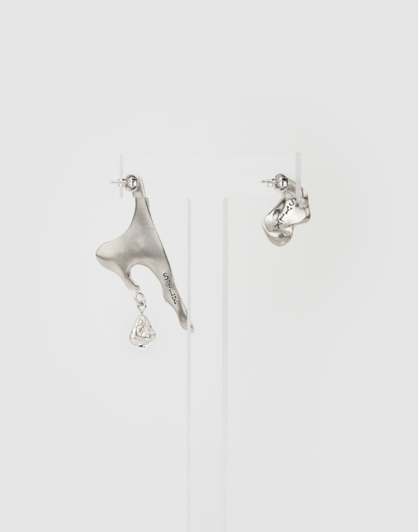 Melting Earrings 03